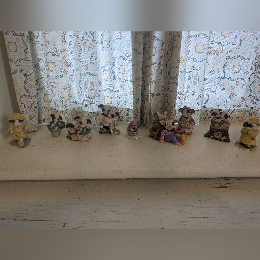 Mary's Moo Moos Cow Figurine Collection